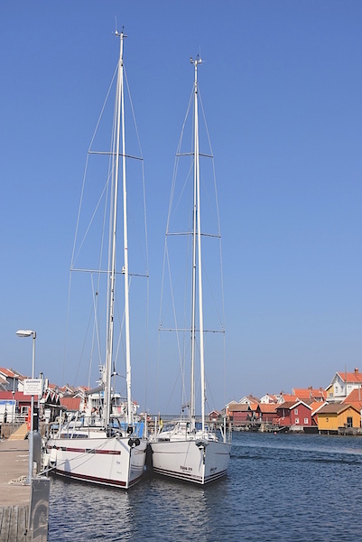 395 är stor för sin 39 fot, större än 410, via högre fribord, större bredd. 6 .jpg
