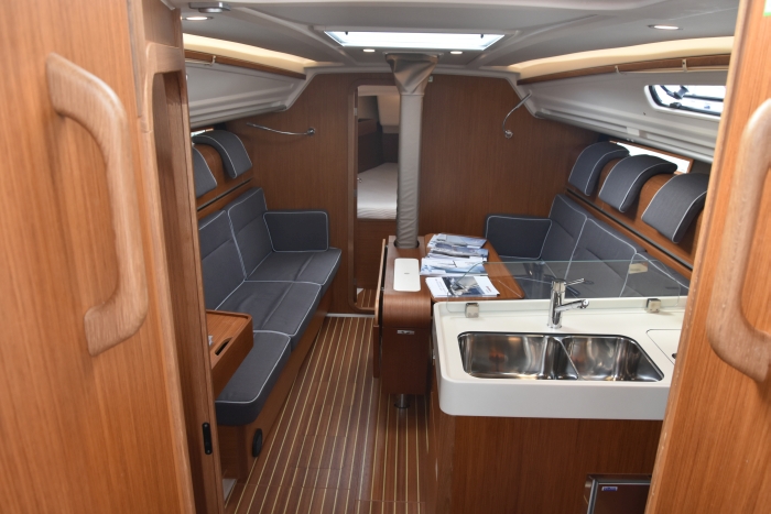 Dehler34interir