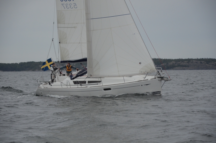 Jeanneaus snygga Sun Odyssey 36.i från 2007 står nu i 985 000 kr mot 1 265 000 kr förr. ny24