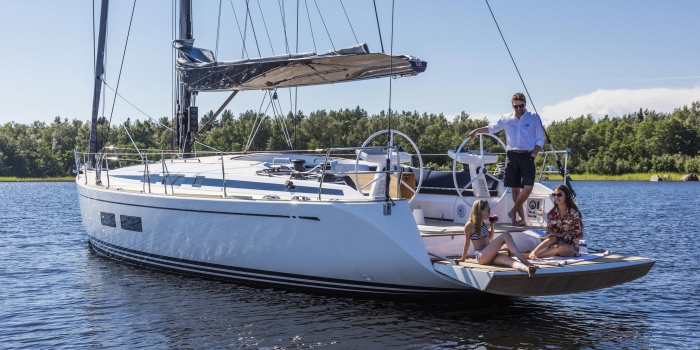 Swan 54 Deck 3Swan54 deck 1