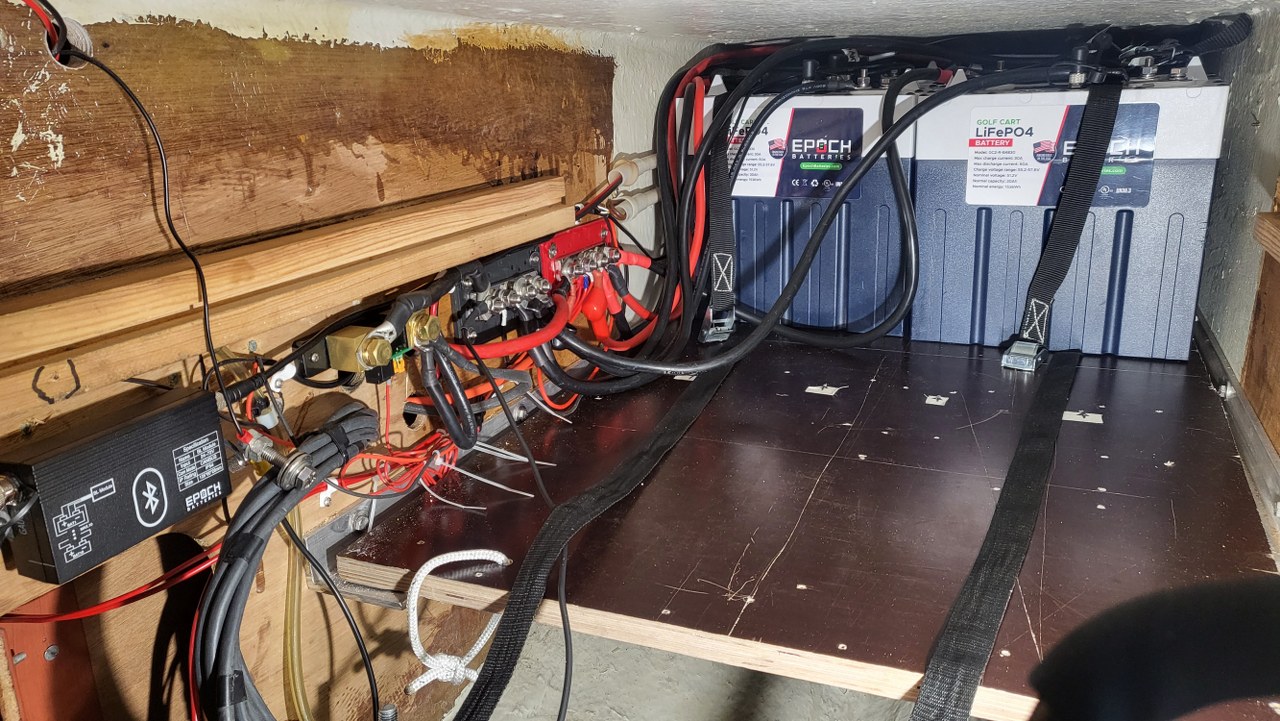 Batterier, terminaler mm