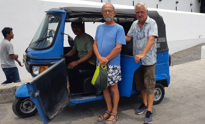 tuktuk