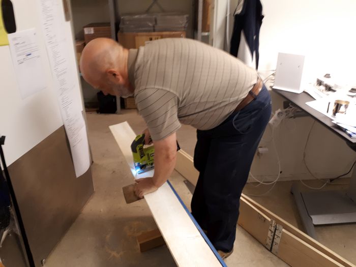 Per Johansson på Waterline Design fixade värsta fraktlådan. per